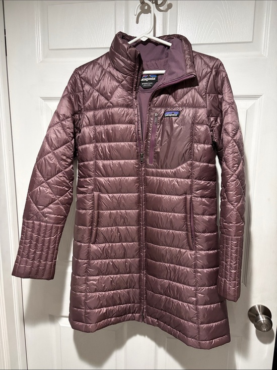 Patagonia Jackets & Blazers - Patagonia Women's Quilted Lightweight Puffer Jacket - Dusty Mauve